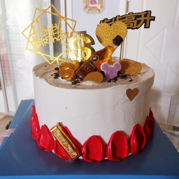 秀做的步步高升蛋糕