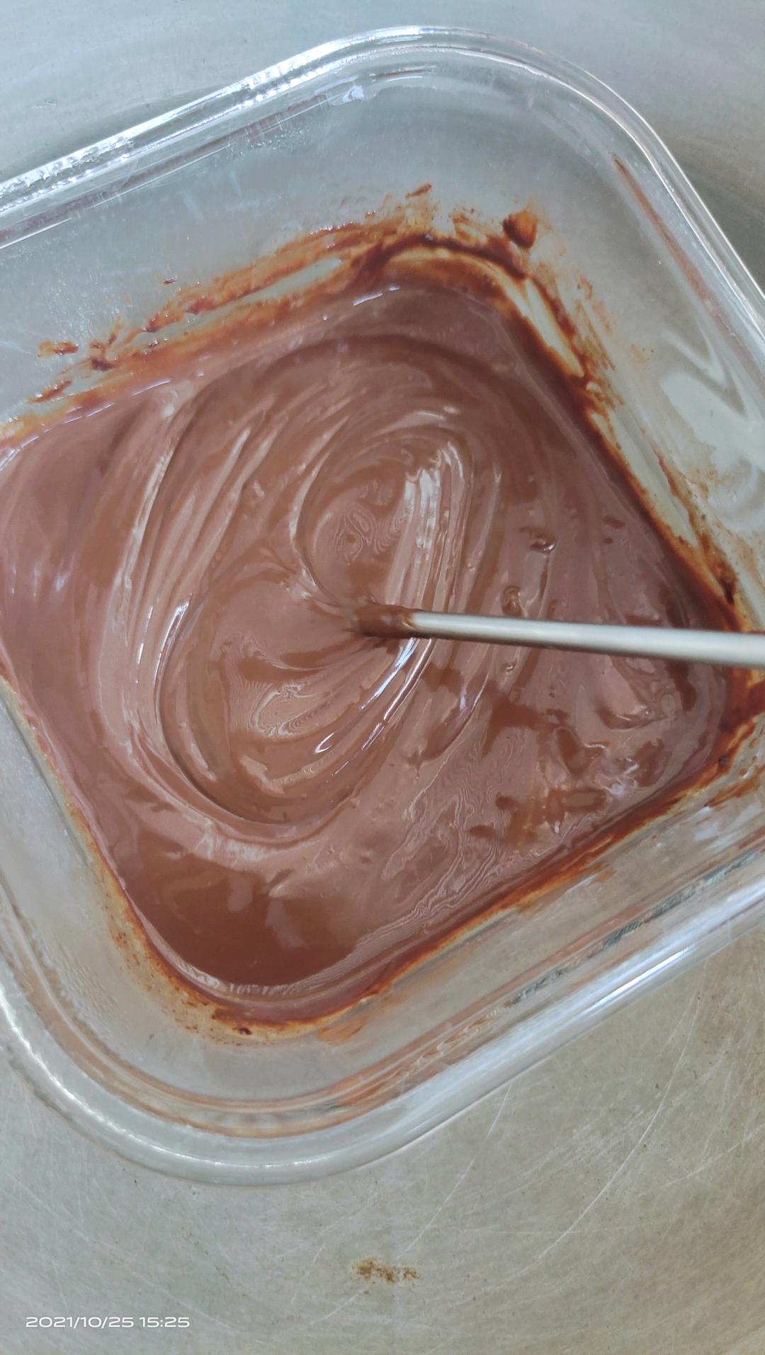 生酮饮食 无糖好利来冰山熔岩（简单又吃不胖的减肥巧克力蛋糕）