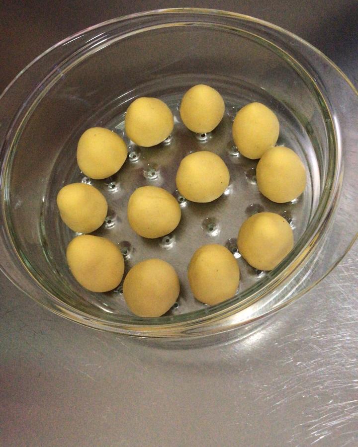 奶香糯米窝窝头