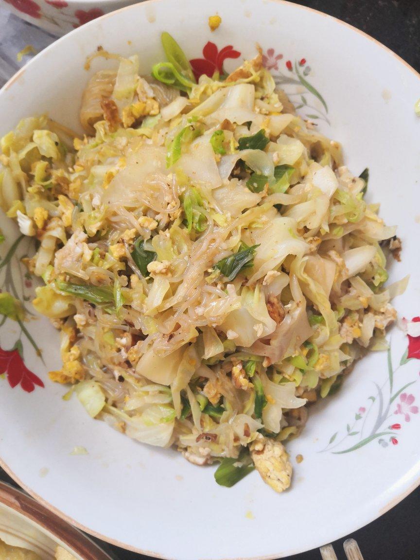 大头菜粉条炒鸡蛋