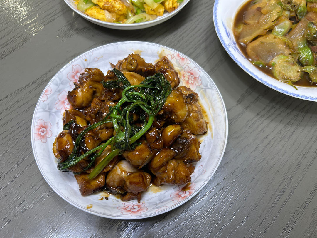 正宗台式三杯鸡（零失败！周围朋友全都赞不绝口！ 😁）