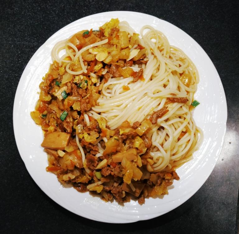 大白菜牛肉沫拌面