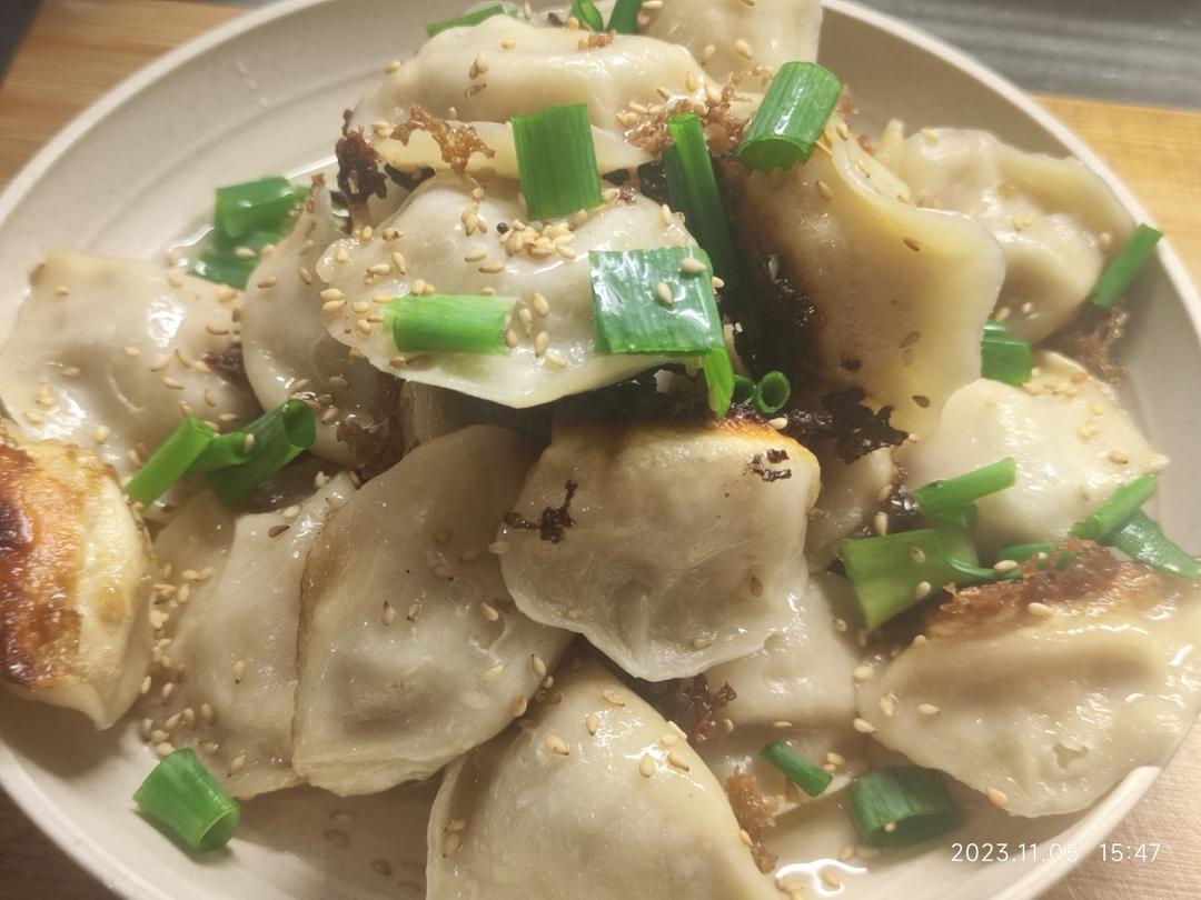 速冻饺子版煎饺