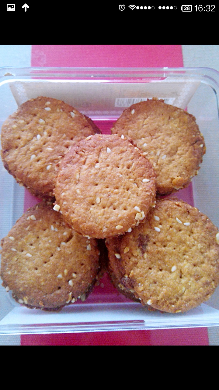 猫猫嘀欧美范儿做的全麦消化饼