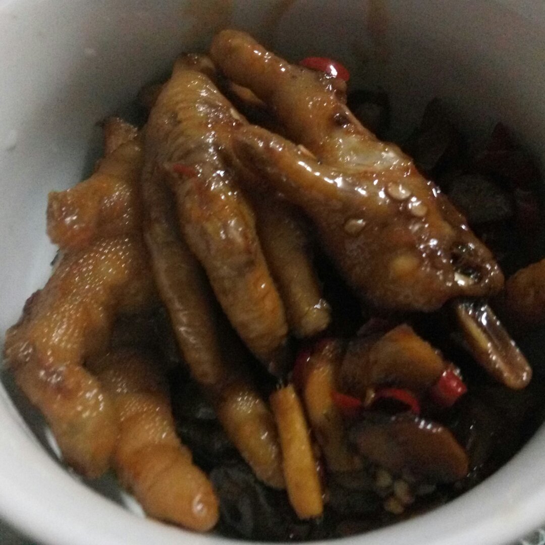 红烧鸡爪