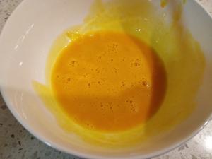 芝麻鸡蛋小馒头(宝宝辅食)的做法 步骤1