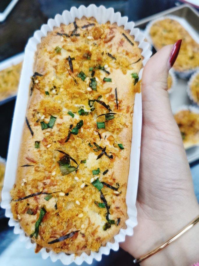 万用方子‼️口感滋润的酸奶&肉松沙拉夹心小蛋糕🍰