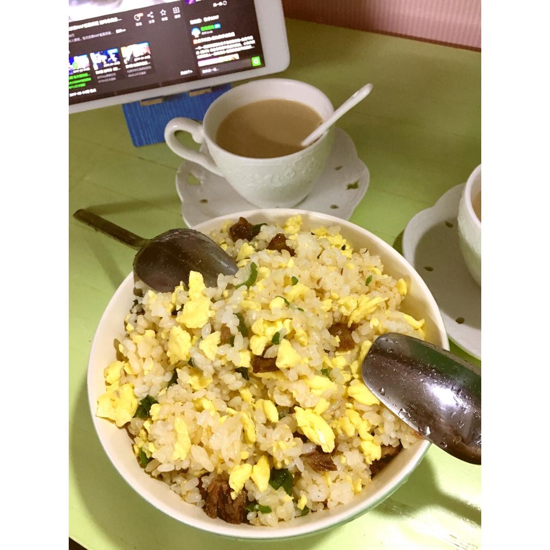 牛肉鸡蛋炒饭
