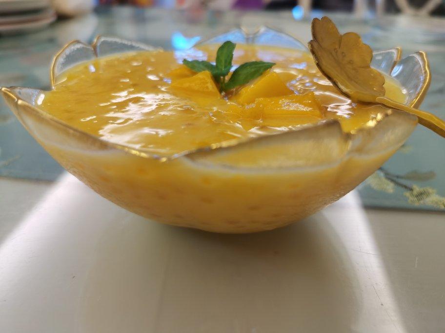 港式甜品——杨枝甘露(芒果西米露)附芒果花切法
