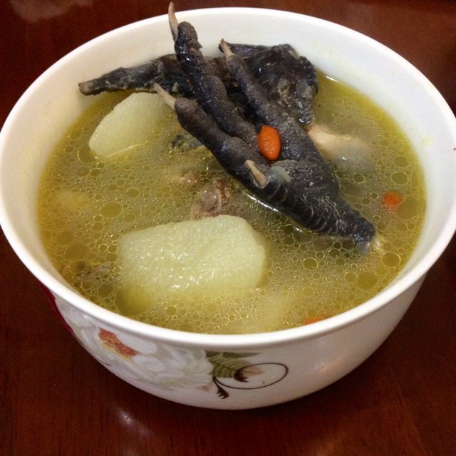 山药枸杞乌鸡汤