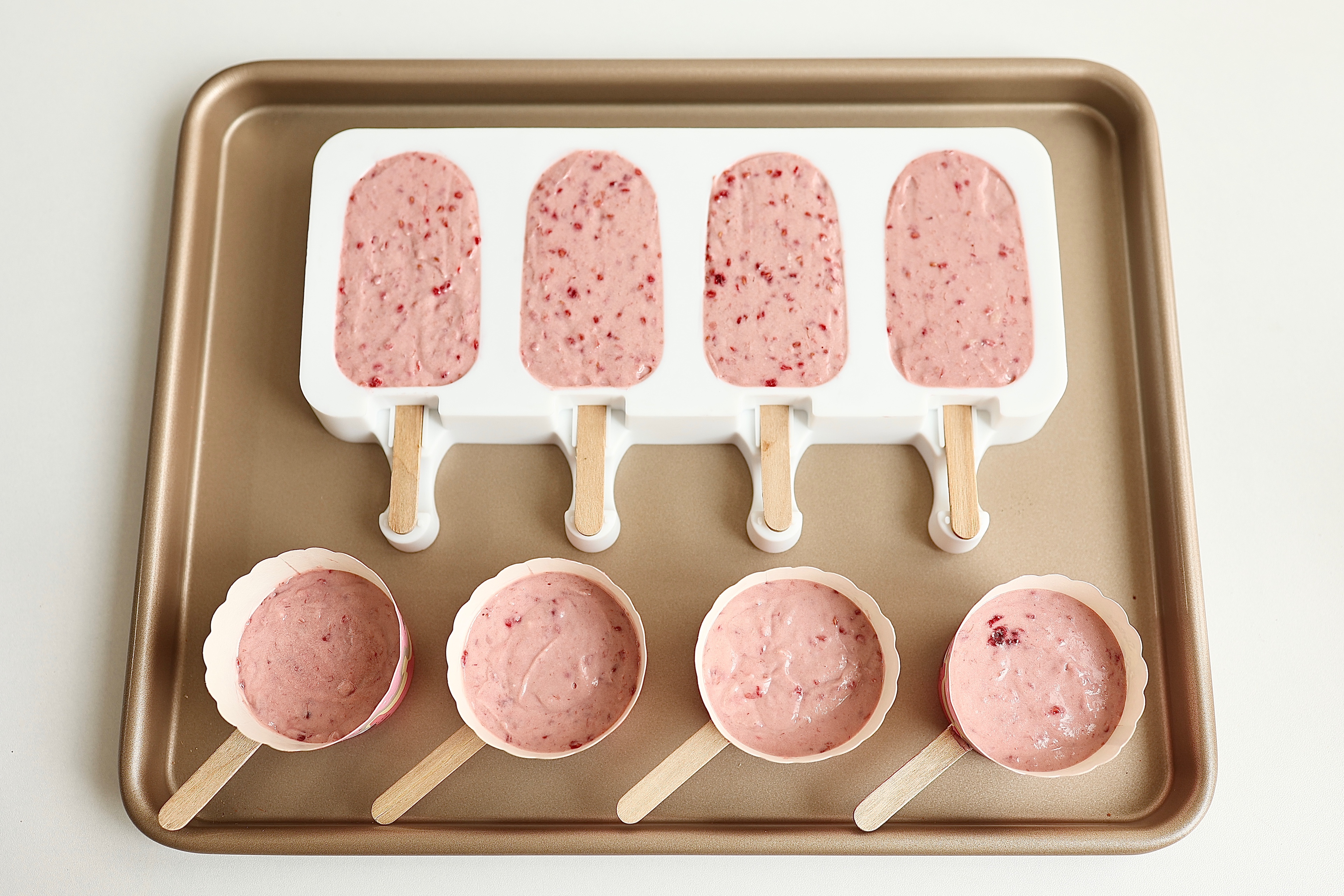 覆盆子/树莓脆皮冰淇淋🍦/高颜值少女心的做法 步骤17