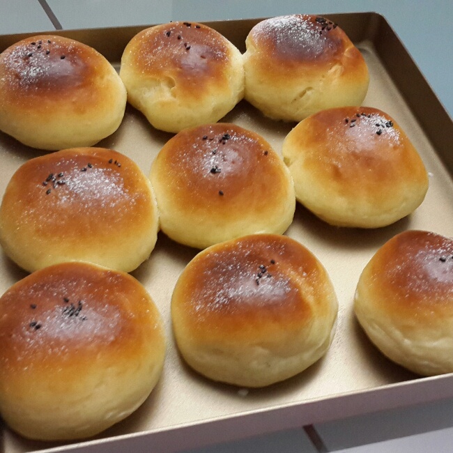 烫种牛奶软面包