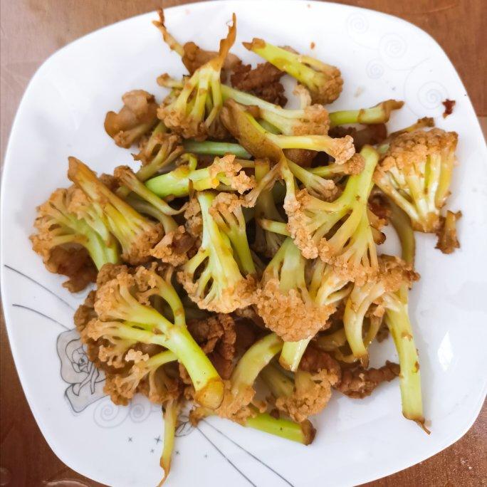 老丁的私房菜-干锅花菜