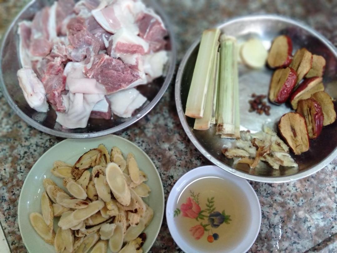 冬天必喝的汤（补肾阳，补心脾）冬天坐月子必喝