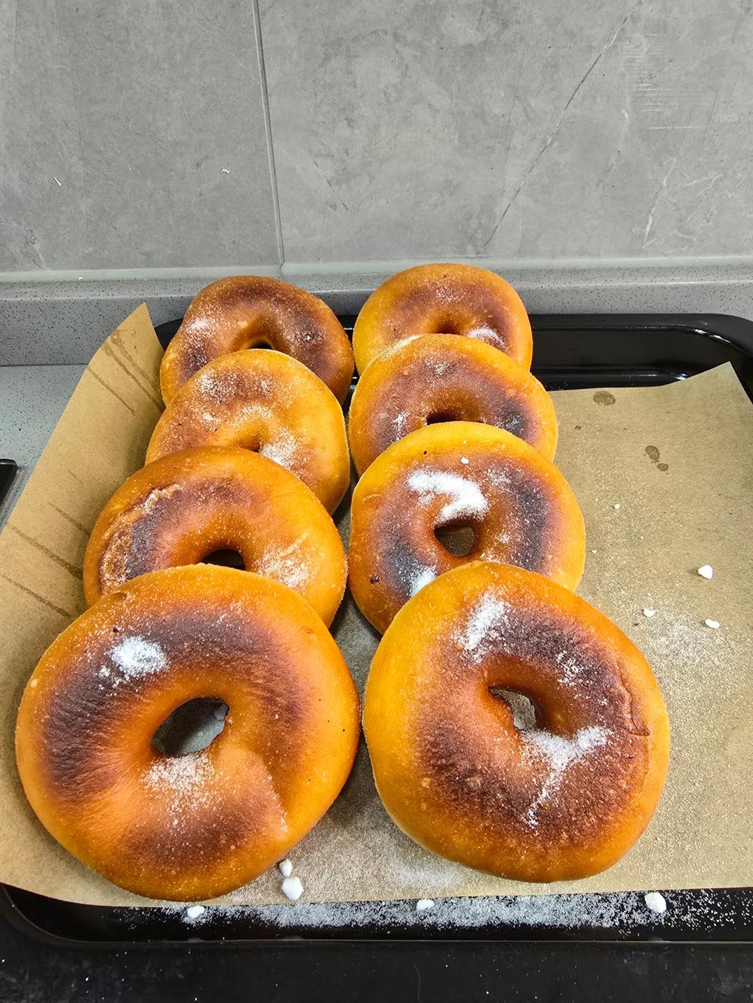 美式巧克力甜甜圈