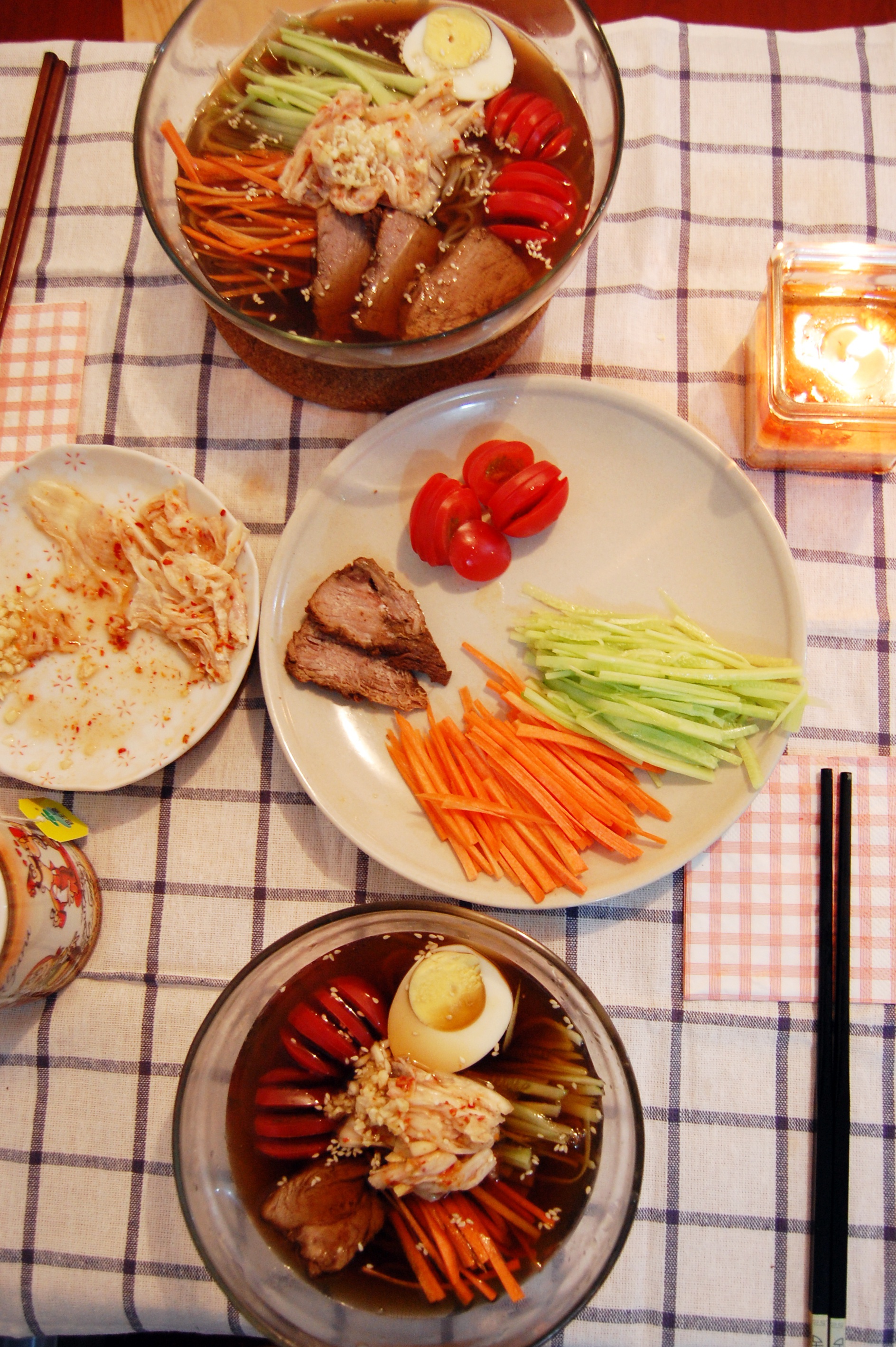 热汤冷面