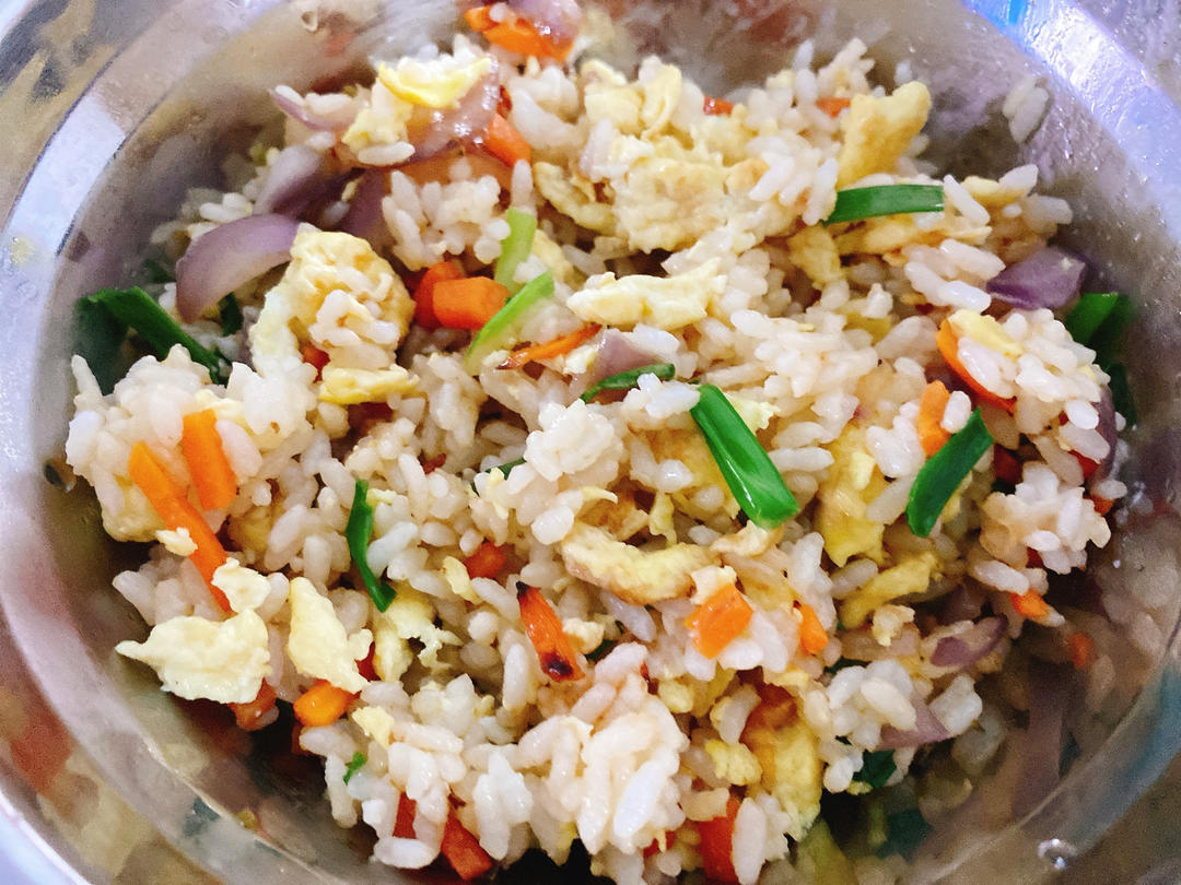 好吃到停不下来的酱油蛋炒饭