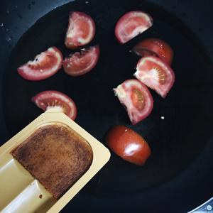 毛豆虾仁烩豆腐的做法 步骤3