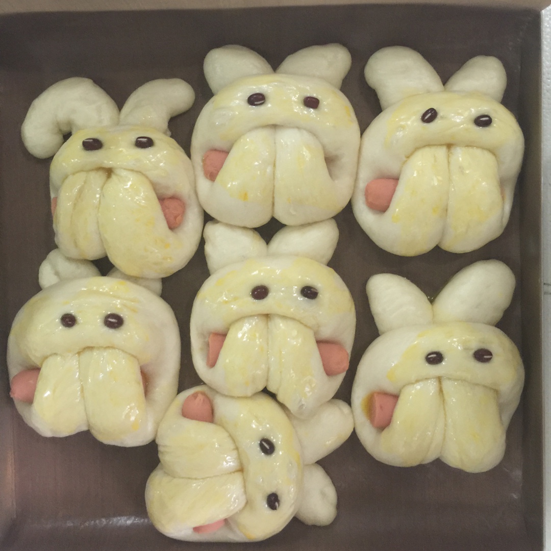小兔子香肠包