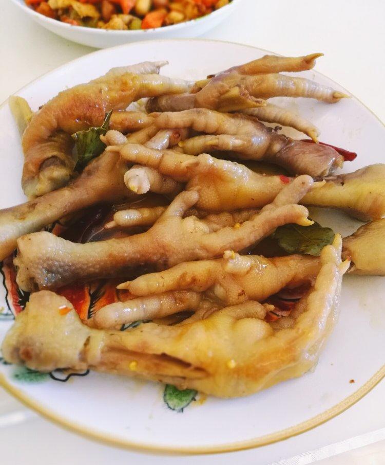 红烧鸡爪