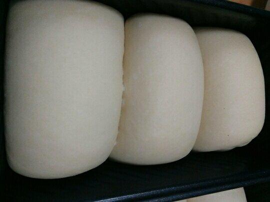 面包吐司(手工30分钟揉出手套膜)