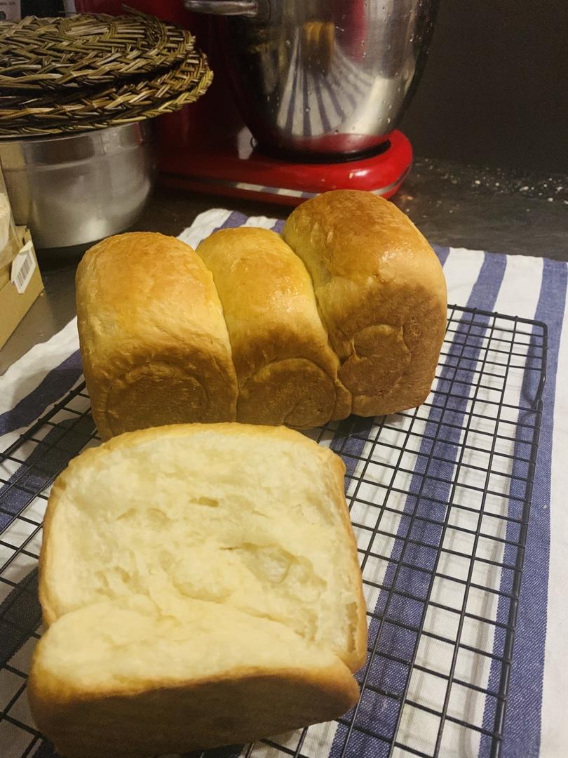 和云朵一样柔软的北海道牛奶吐司