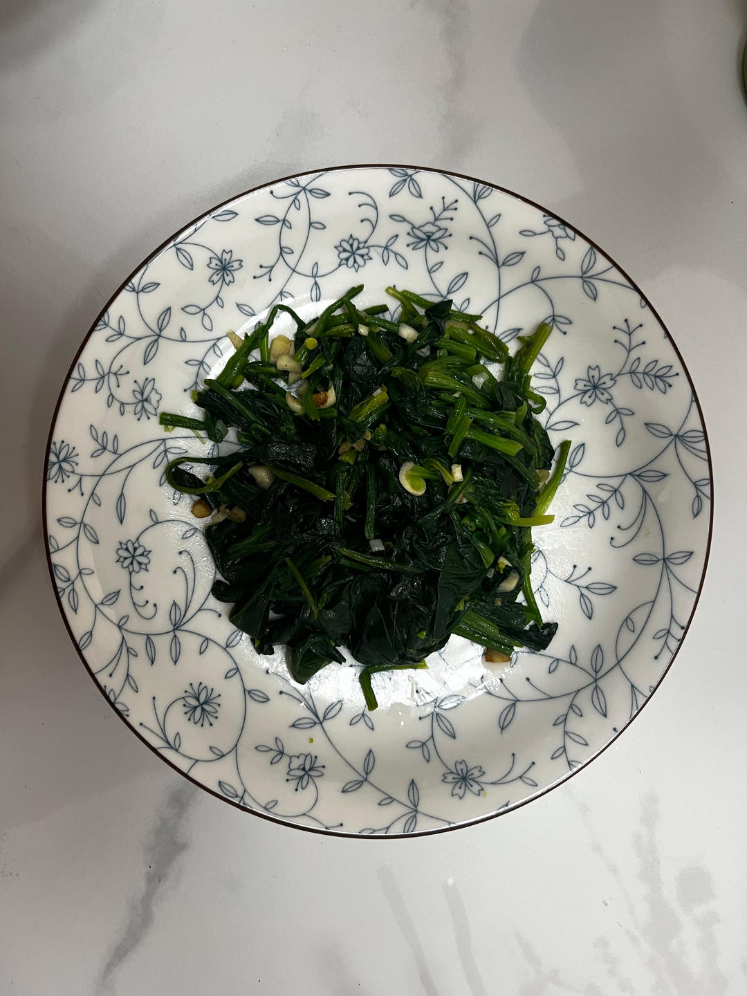 不涩口又嫩的清炒菠菜