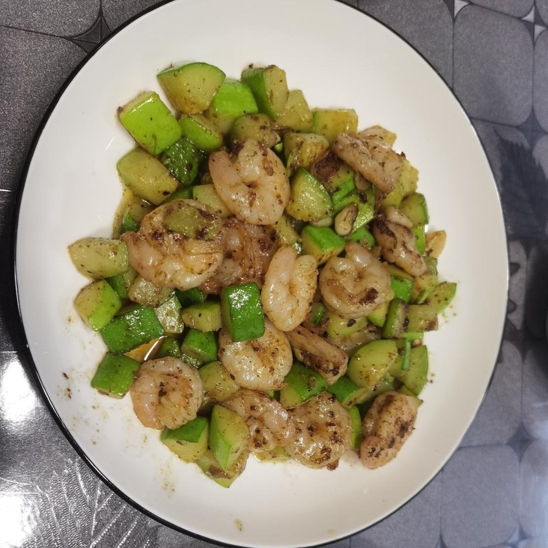 西葫芦炒虾仁
