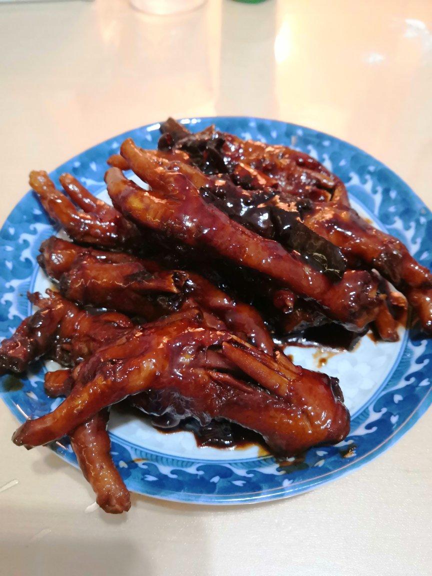 “销魂”卤鸡爪
