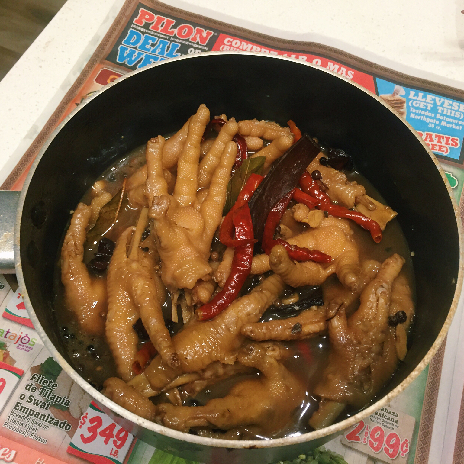 卤鸡脚