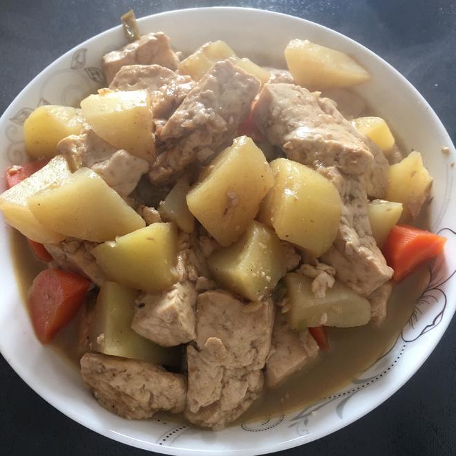 土豆炖豆腐的做法