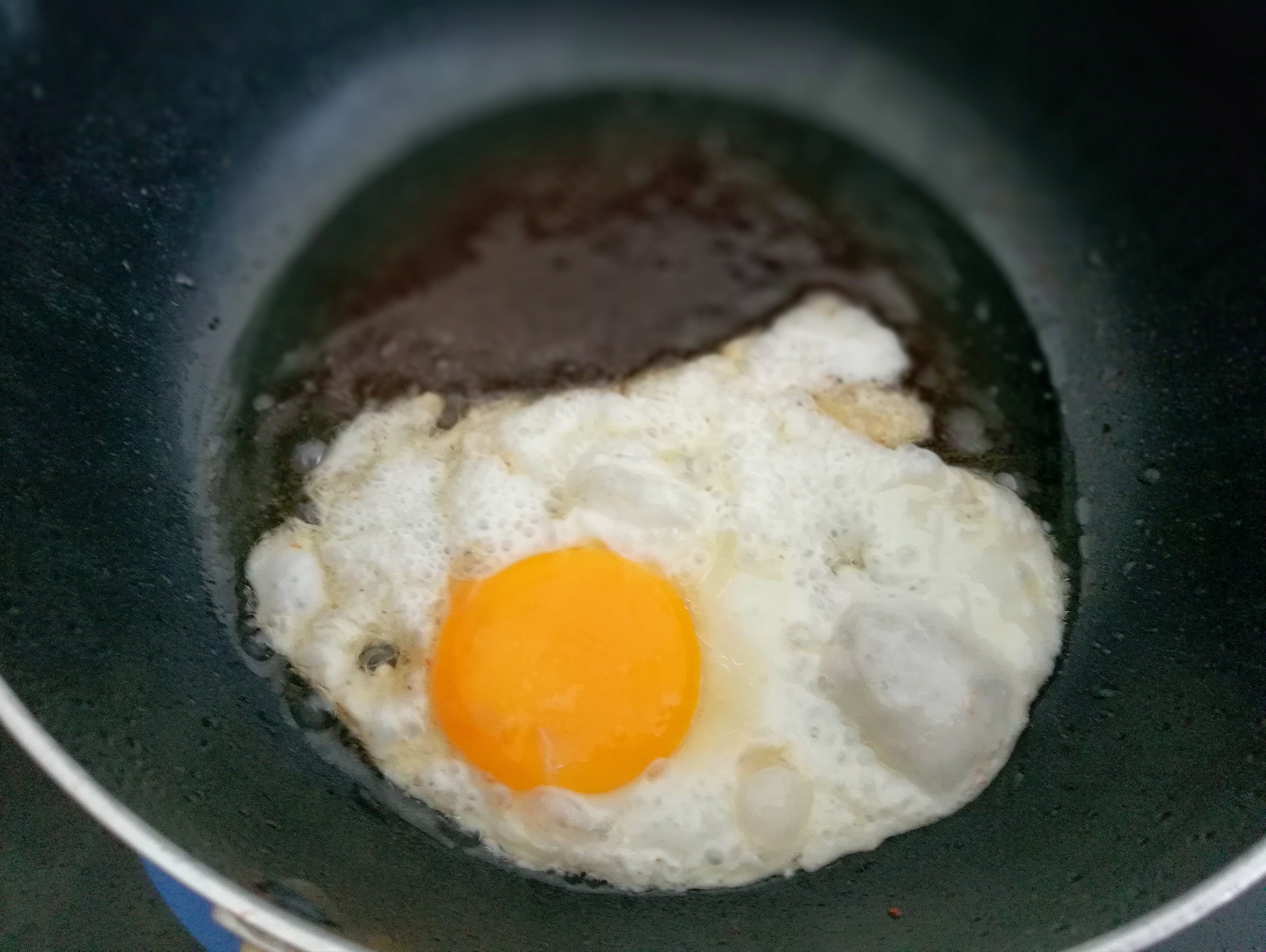 【培根煎蛋】哈尔早餐 动漫美食的做法 步骤3