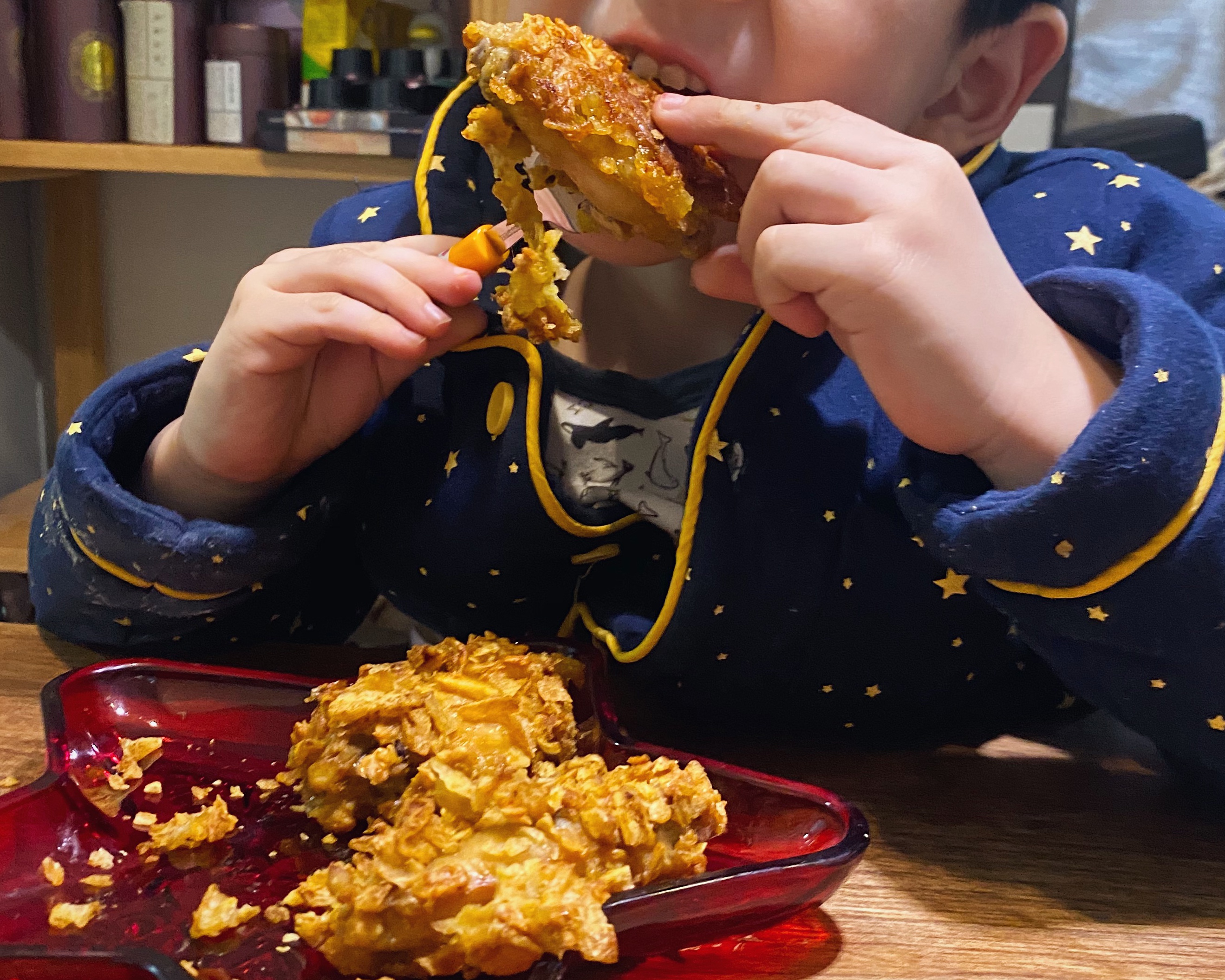 带着孩子做美食-薯片鸡翅的做法