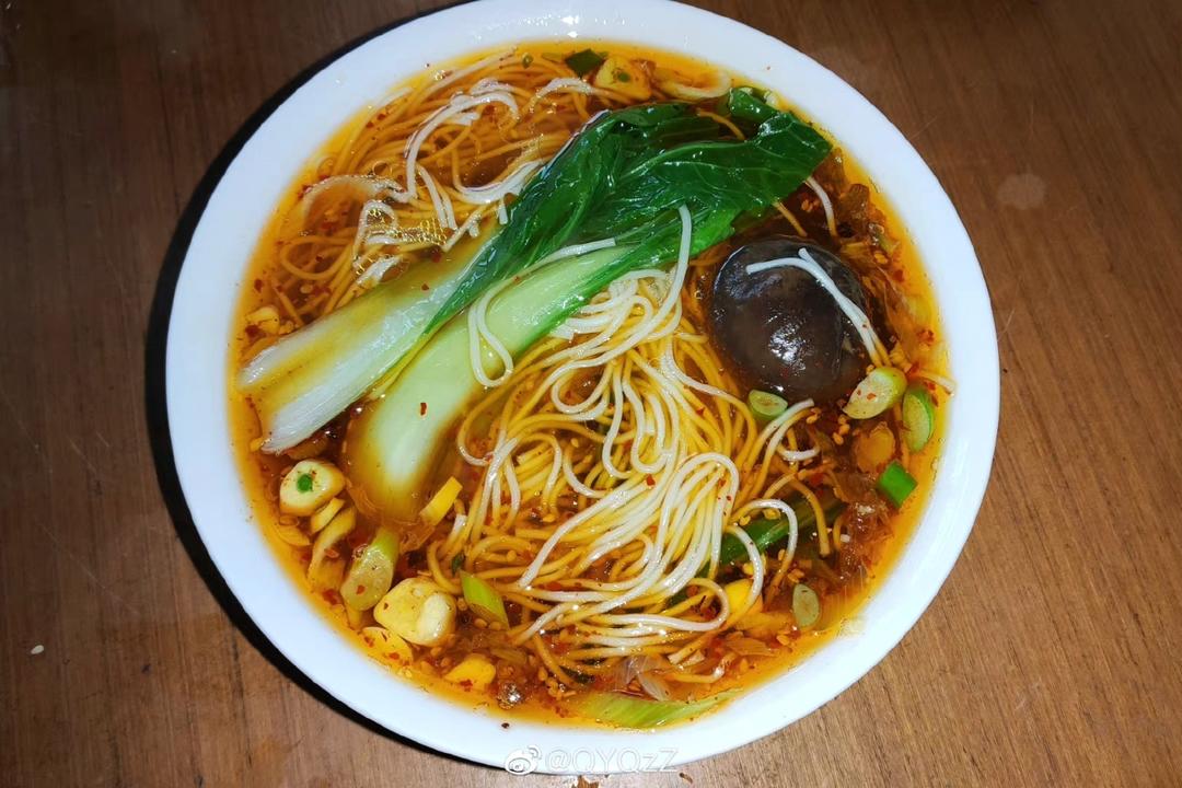 酸汤面