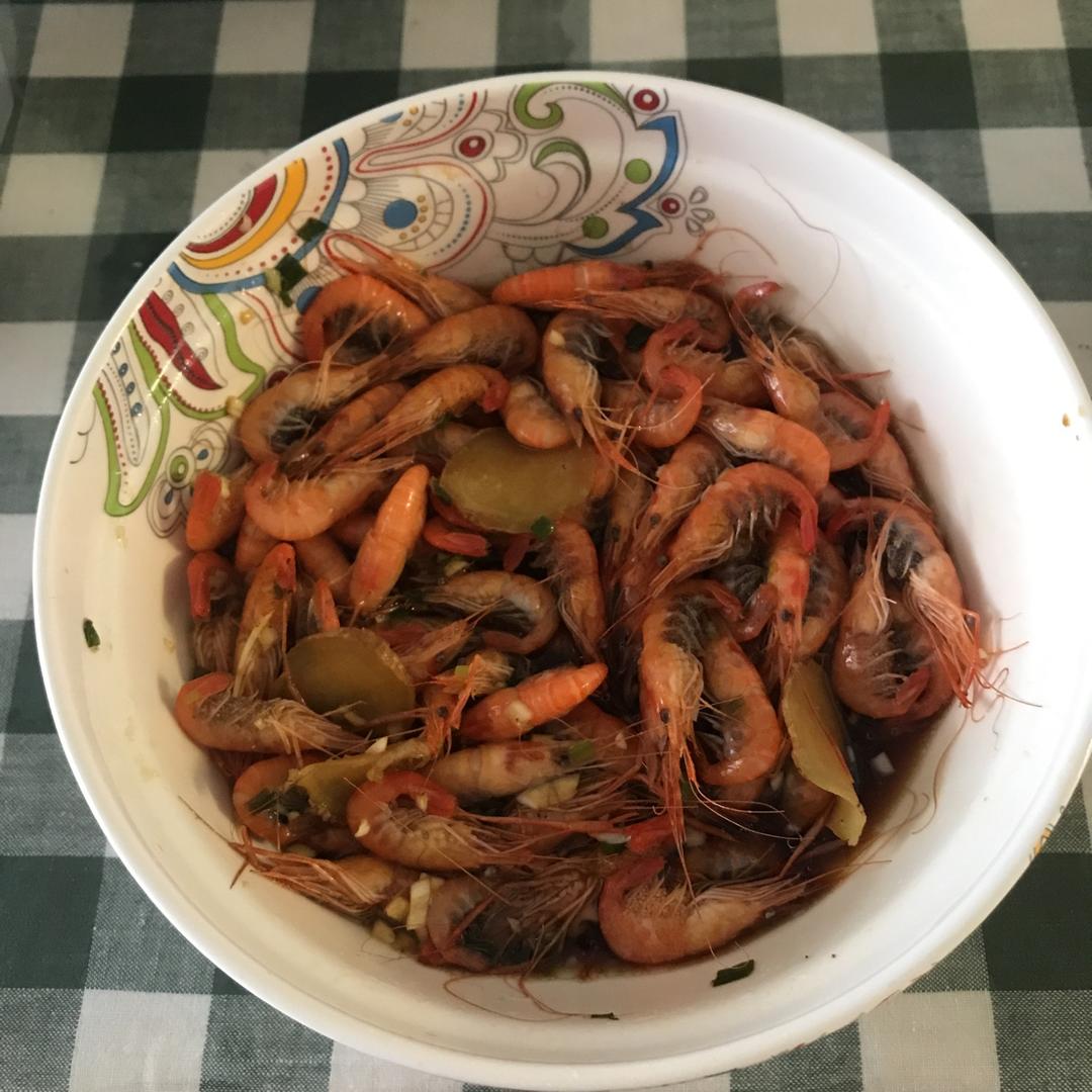 【酱油河虾】这菜没啥技术，却能让你把持不住！
