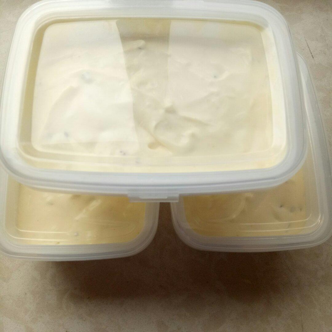 朗姆黑加仑冰淇淋 Rum Raisin Ice cream