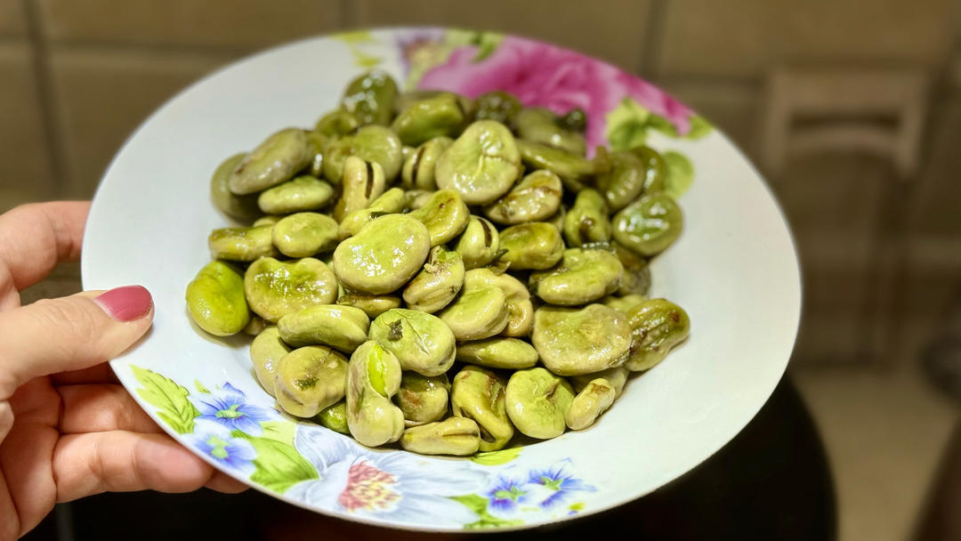 无比鲜美的葱油蚕豆