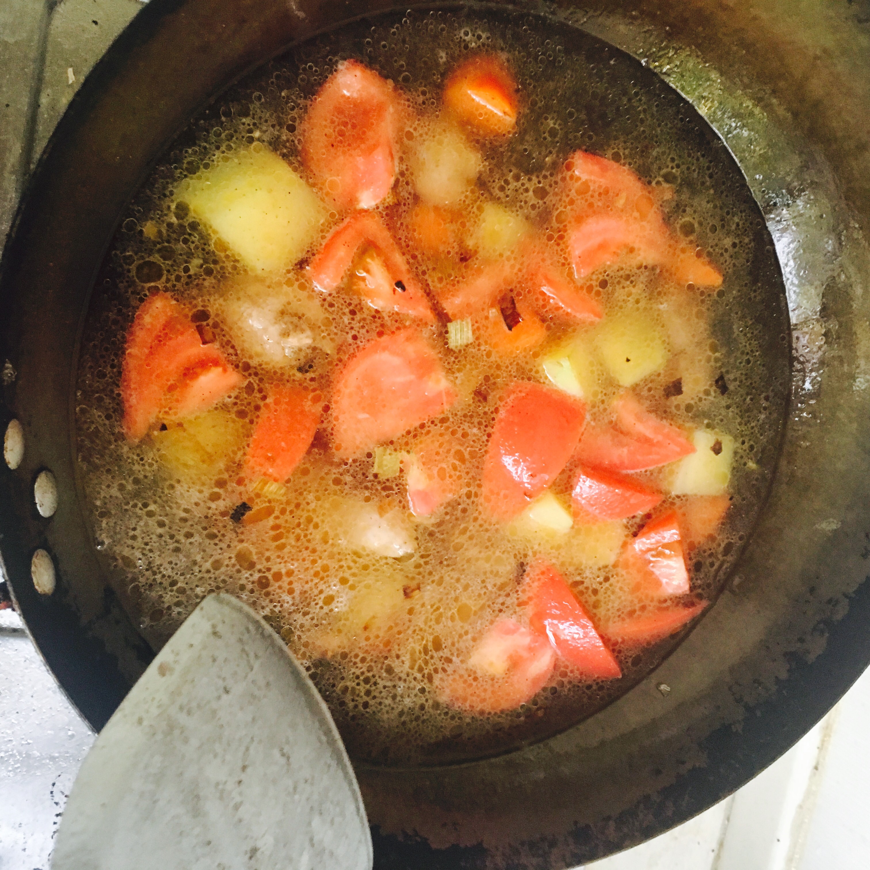 西红柿胡萝卜猪肉营养汤的做法 步骤8