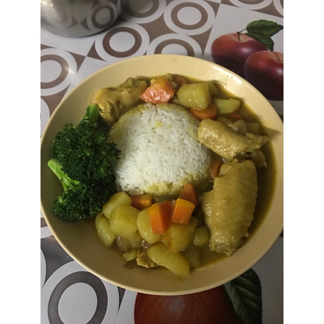 咖喱鸡饭