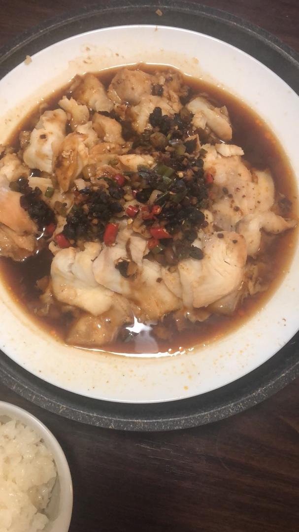 豆豉辣酱蒸鱼片