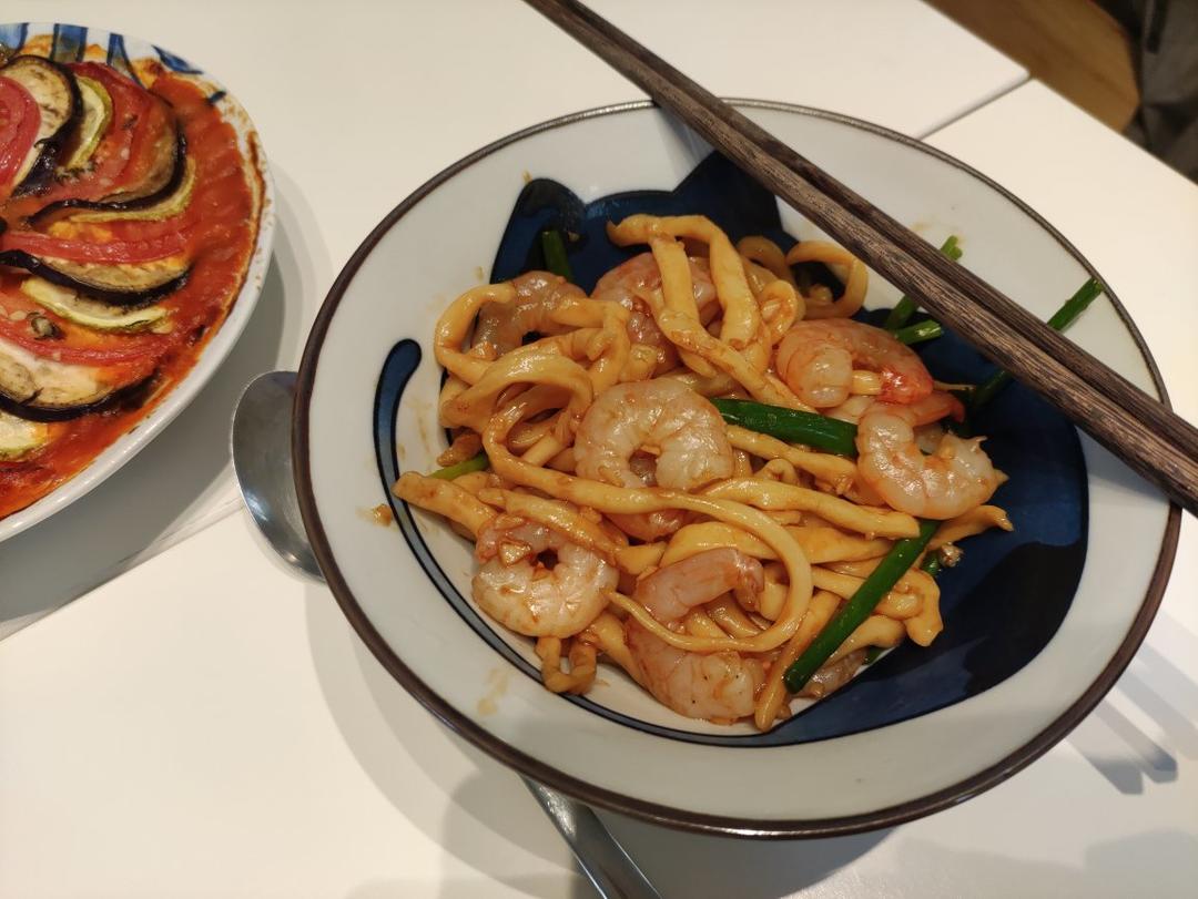【小高姐】手擀肉臊面  手工做出口感劲道的擀面条