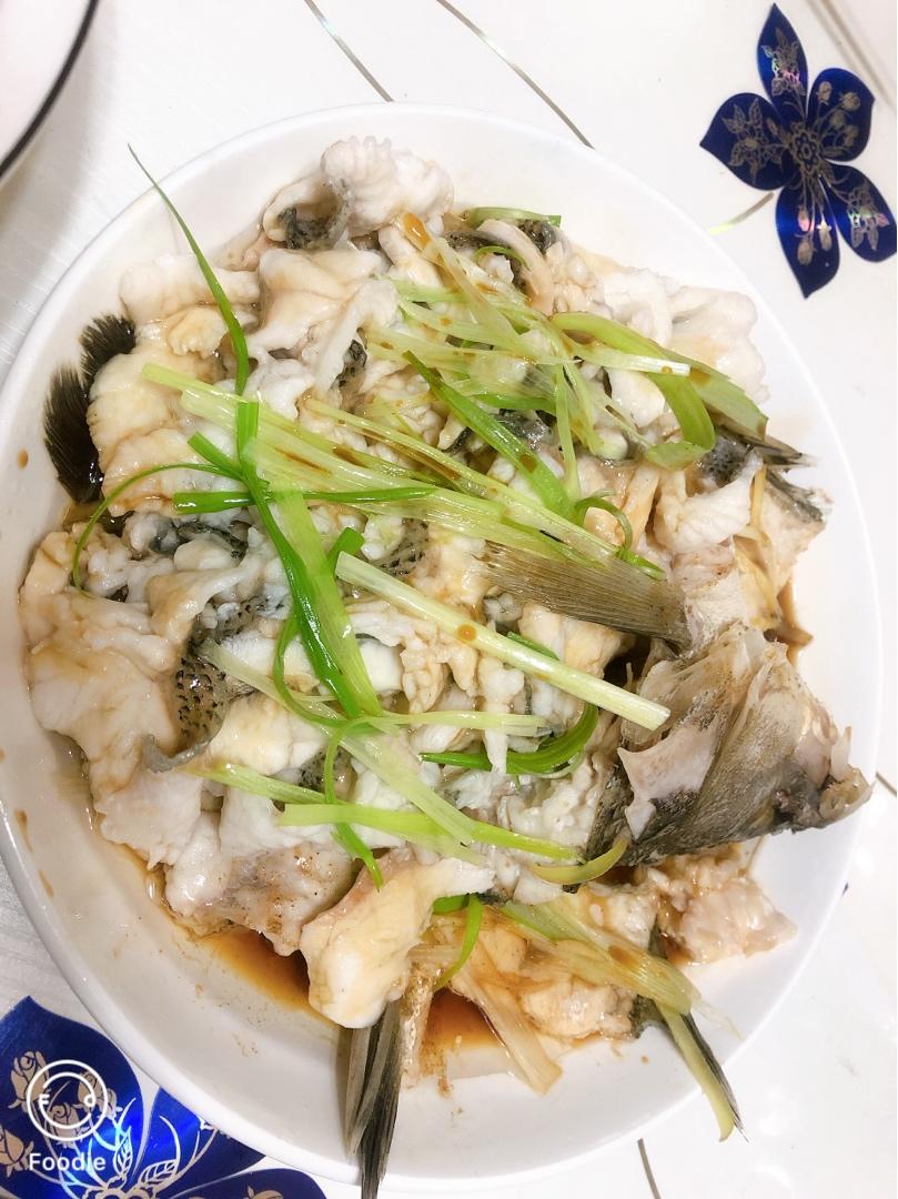 鲜嫩鲈鱼片