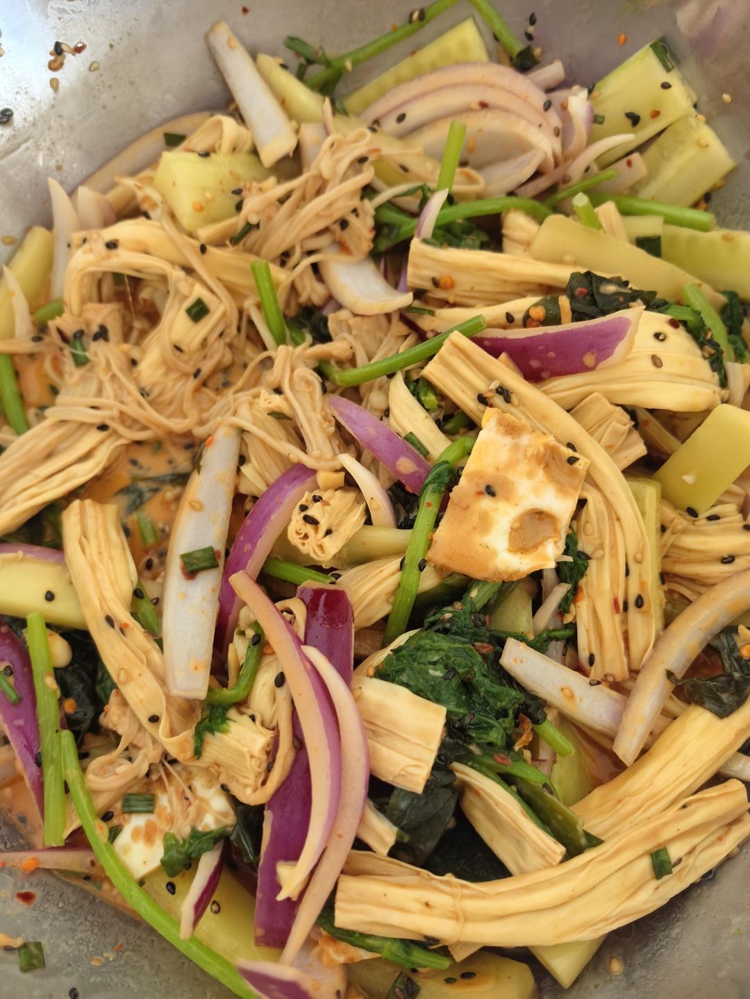 比凉皮好吃一百倍❗️凉拌麻汁面藕