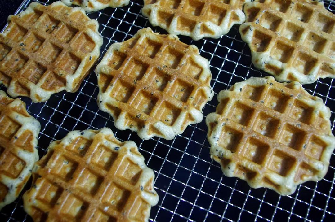 双重芝麻华夫饼