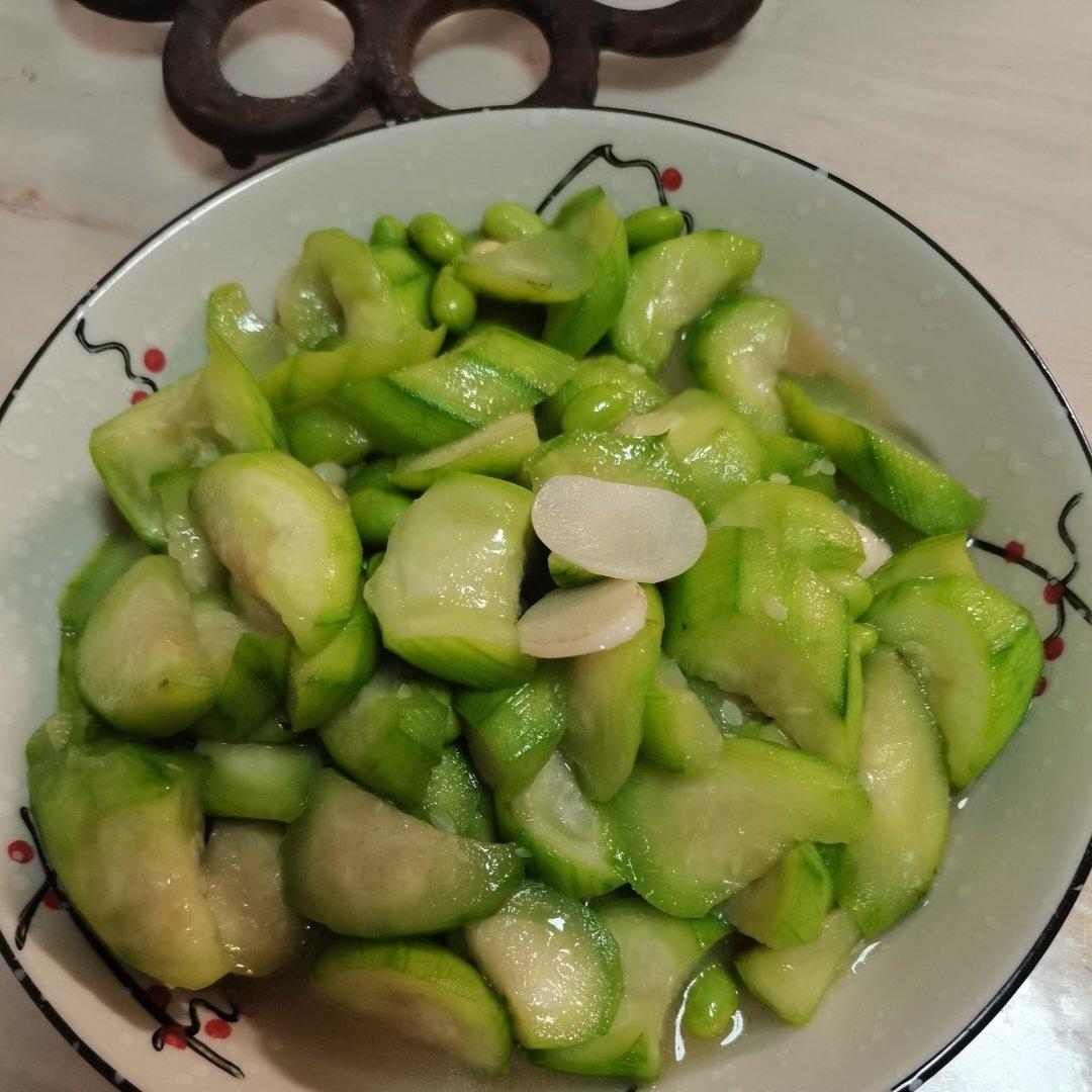 江南春天之丝瓜炒毛豆