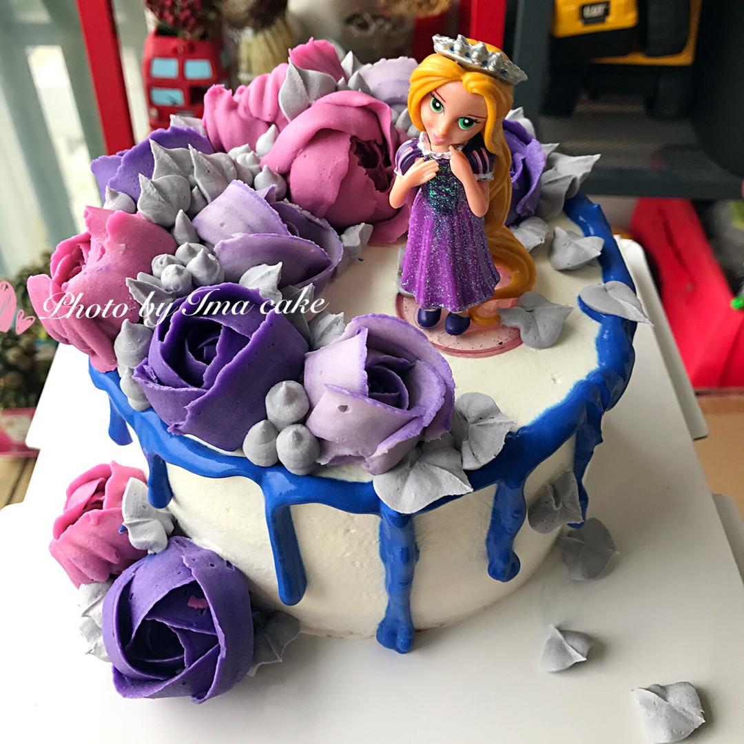 小麻烦的蛋糕开会了