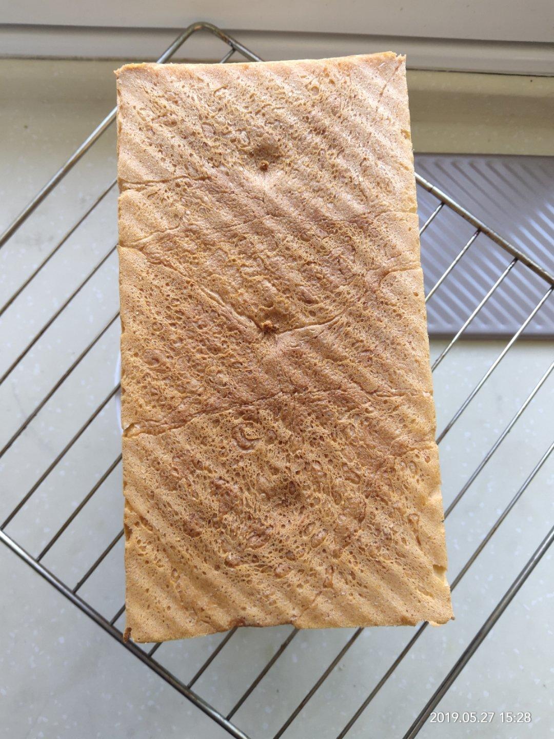 一次发酵就拉丝的吐司面包(附夏天面包机出膜方法)