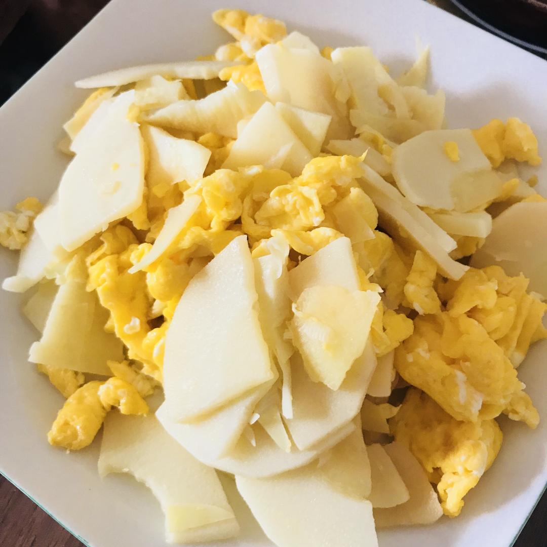 鲜冬笋片炒鸡蛋