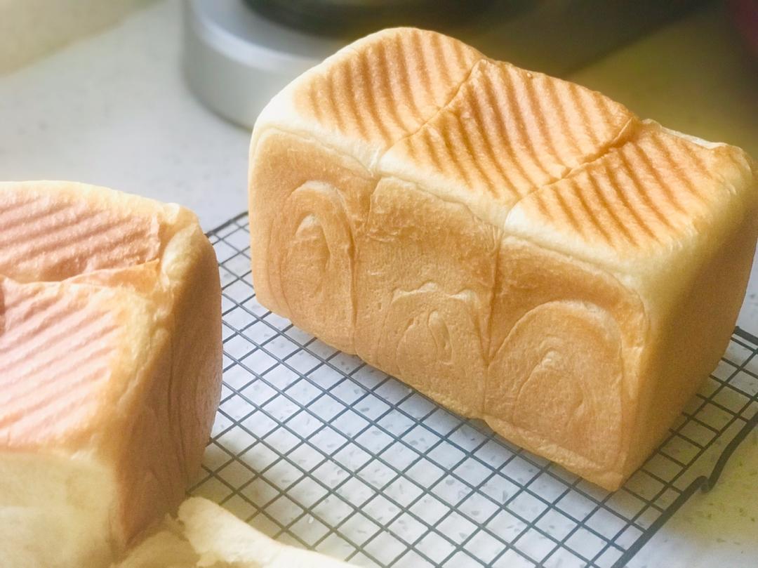 好吃到犯规的网红「生吐司」