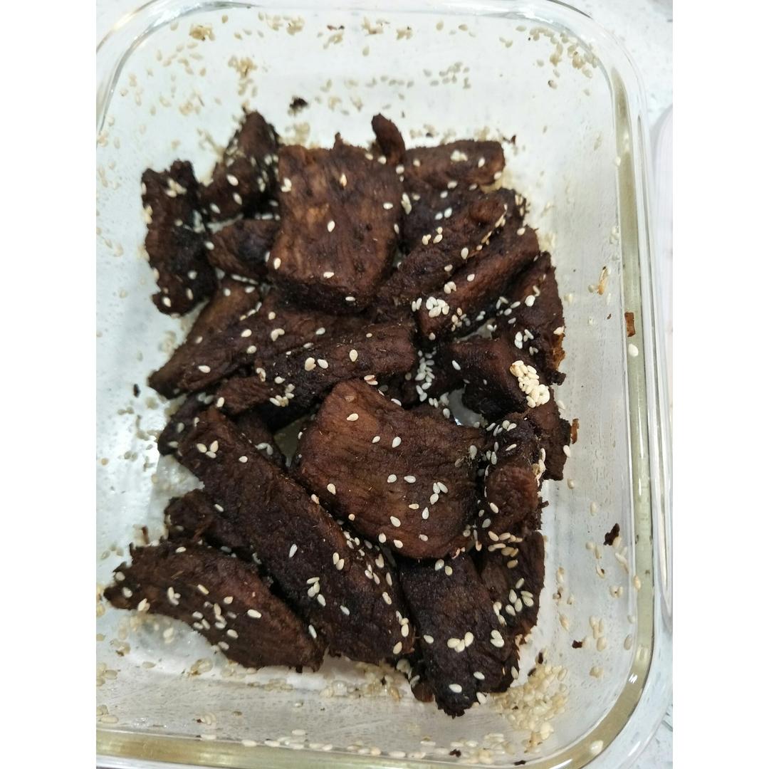 好吃到停不下来的手撕牛肉